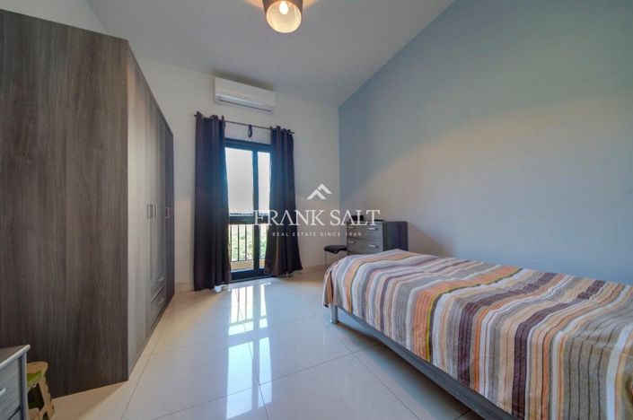 Image No.13-3 Bed Apartment for sale