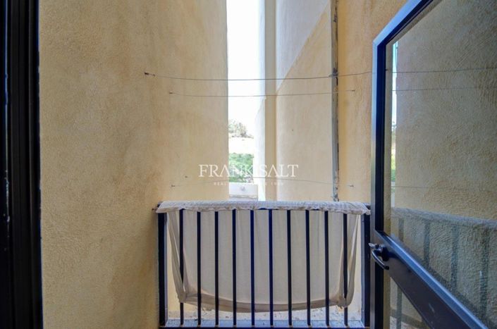 Image No.14-3 Bed Apartment for sale