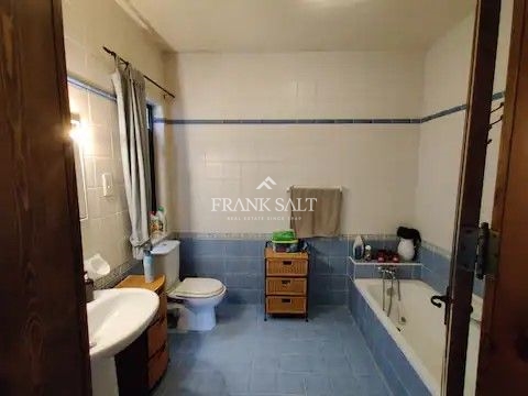 Image No.17-Appartement de 3 chambres à vendre à Xaghra