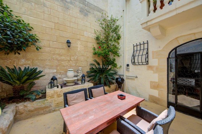 Image No.8-Propriété de 3 chambres à vendre à Dingli