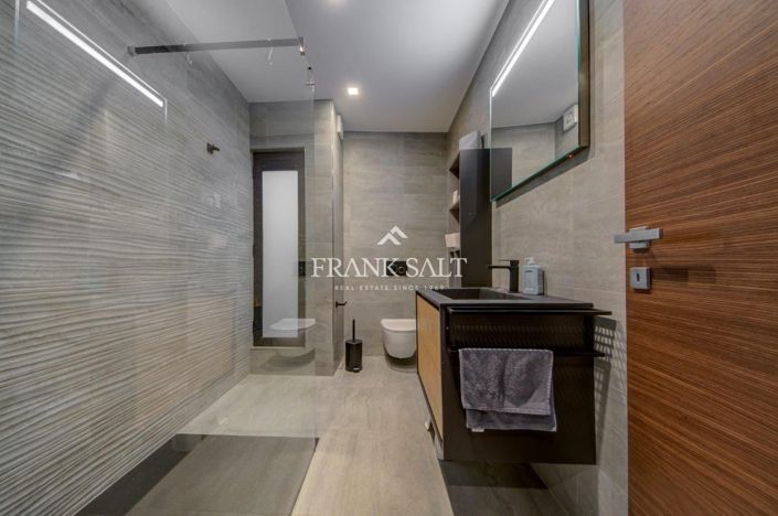 Image No.16-Penthouse de 3 chambres à vendre à Malta