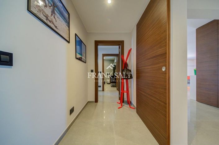 Image No.20-Penthouse de 3 chambres à vendre à Malta