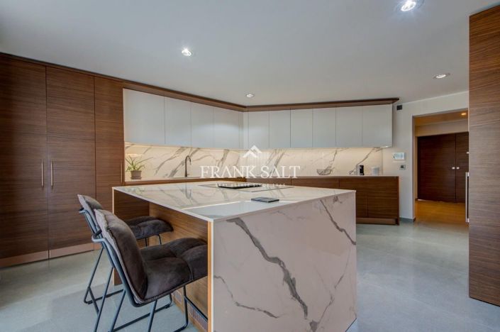 Image No.5-Penthouse de 3 chambres à vendre à Malta