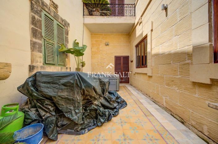 Image No.7-2 Bed House for sale