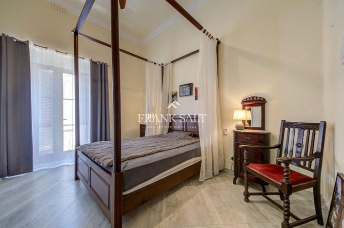 Image No.8-2 Bed House for sale