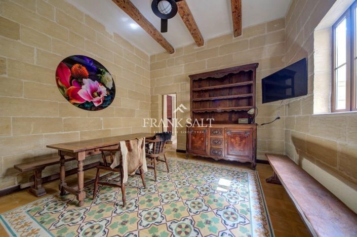 Image No.2-2 Bed House for sale