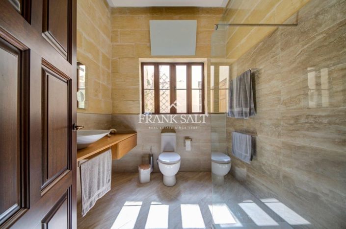 Image No.19-2 Bed House for sale