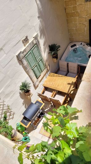 Image No.22-2 Bed House for sale