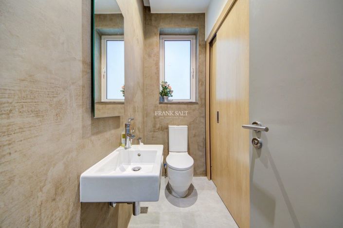 Image No.16-Propriété de 3 chambres à vendre à Sliema