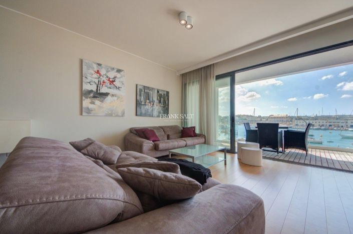 Image No.10-Propriété de 3 chambres à vendre à Sliema