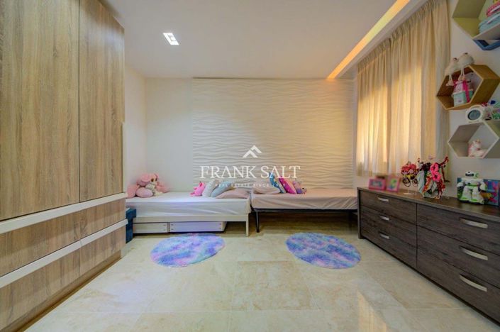 Image No.17-Appartement de 3 chambres à vendre à Zabbar