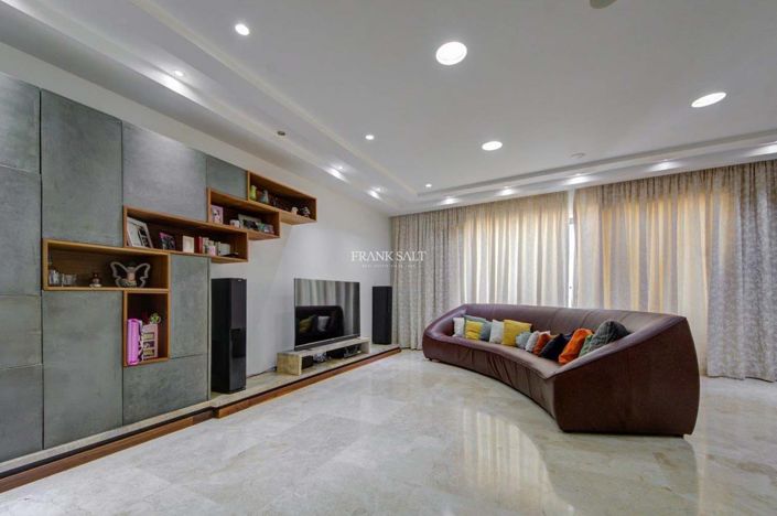 Image No.2-3 Bed Property for sale