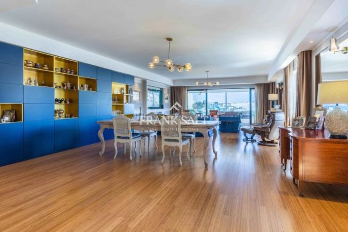 Image No.8-5 Bed Penthouse for sale