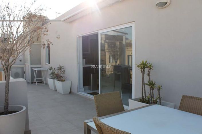 Image No.2-1 Bed Property for sale