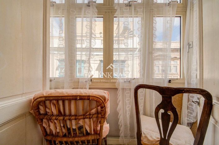 Image No.21-2 Bed Townhouse for sale