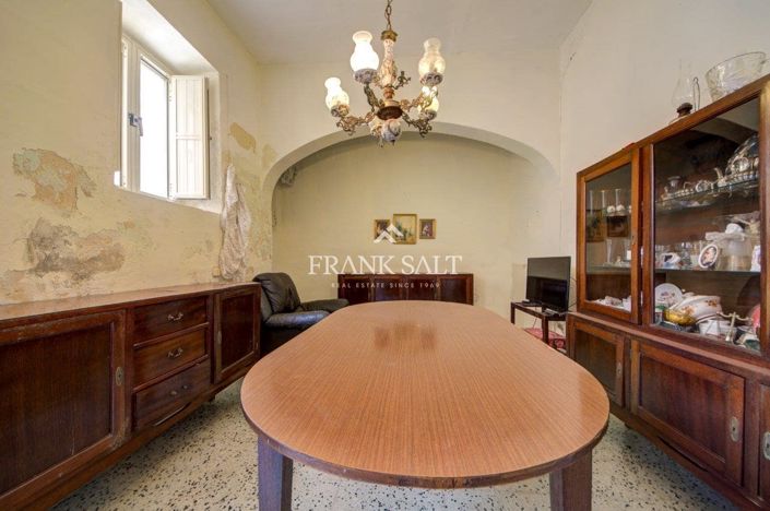 Image No.5-2 Bed Townhouse for sale