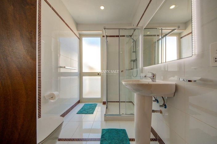 Image No.12-Propriété de 3 chambres à vendre à Sliema