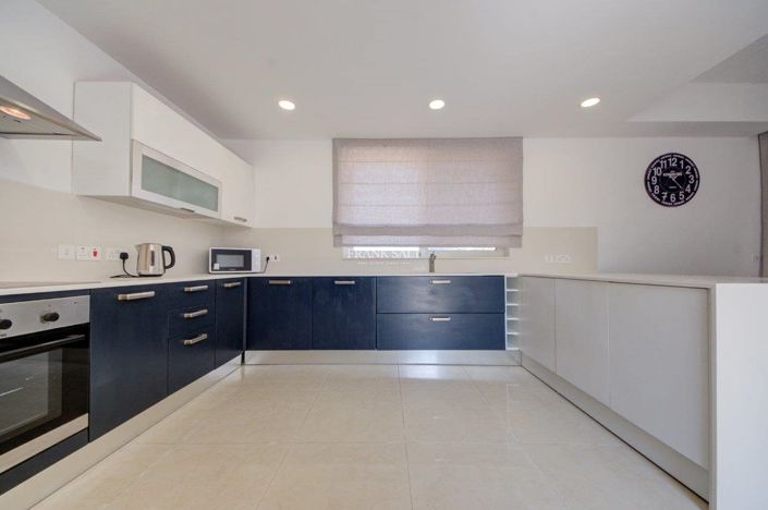 Image No.10-Propriété de 3 chambres à vendre à Sliema