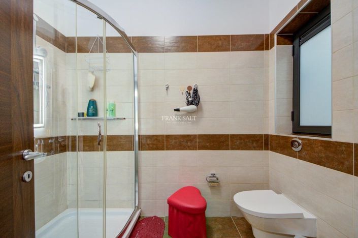 Image No.13-Propriété de 2 chambres à vendre à Malta