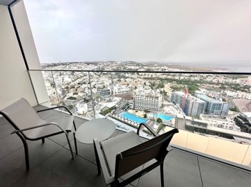 1 - Malta, Propriété