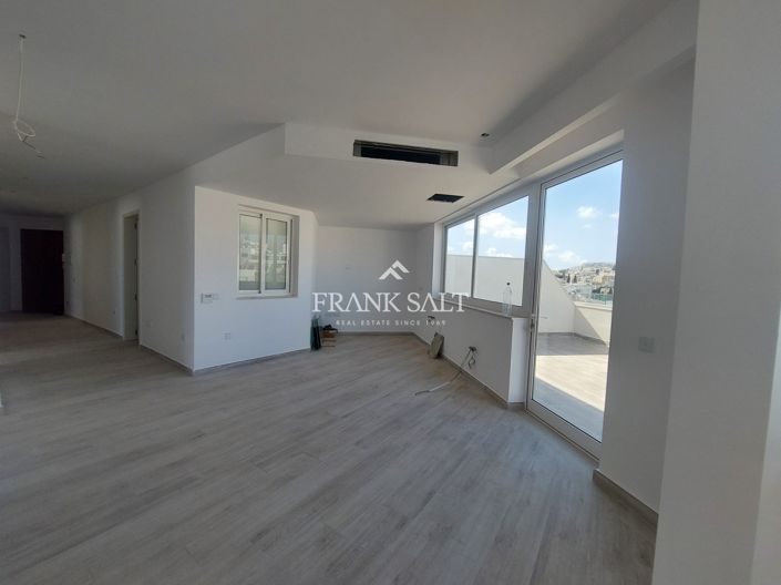 Image No.1-Penthouse de 3 chambres à vendre à Gzira