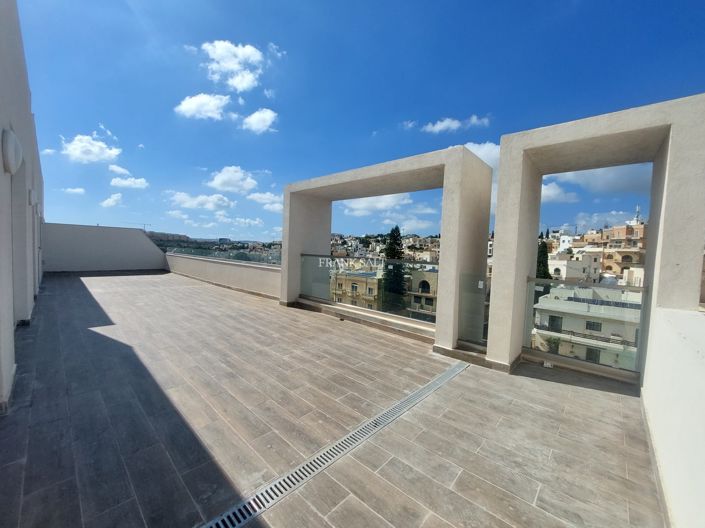 Image No.14-Propriété de 3 chambres à vendre à Gzira