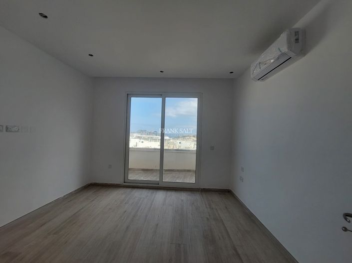 Image No.7-Propriété de 3 chambres à vendre à Gzira