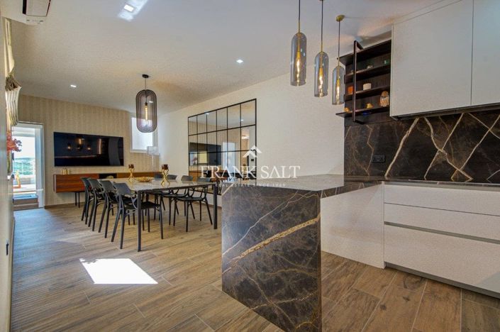 Image No.4-3 Bed Penthouse for sale