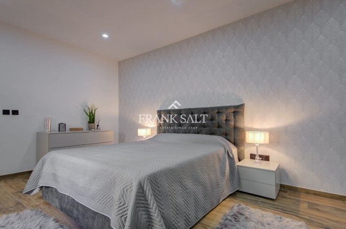 Image No.8-3 Bed Penthouse for sale