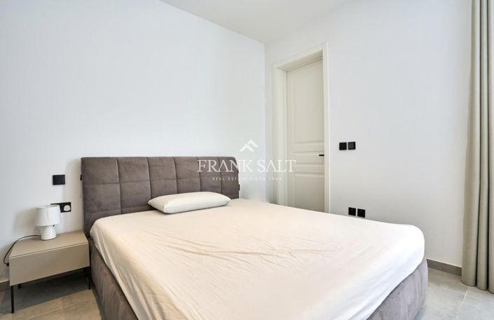 Image No.18-3 Bed Farmhouse for sale