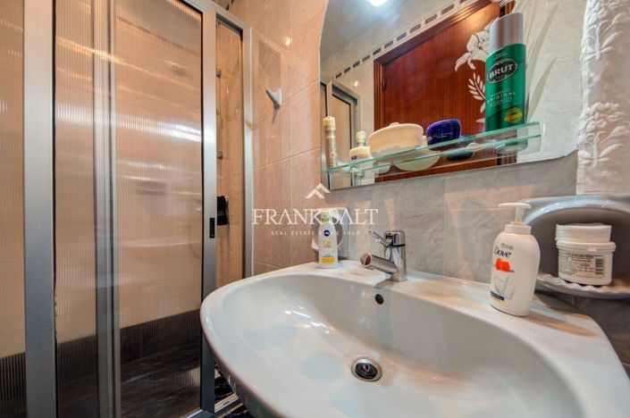 Image No.13-Appartement de 3 chambres à vendre à Birkirkara