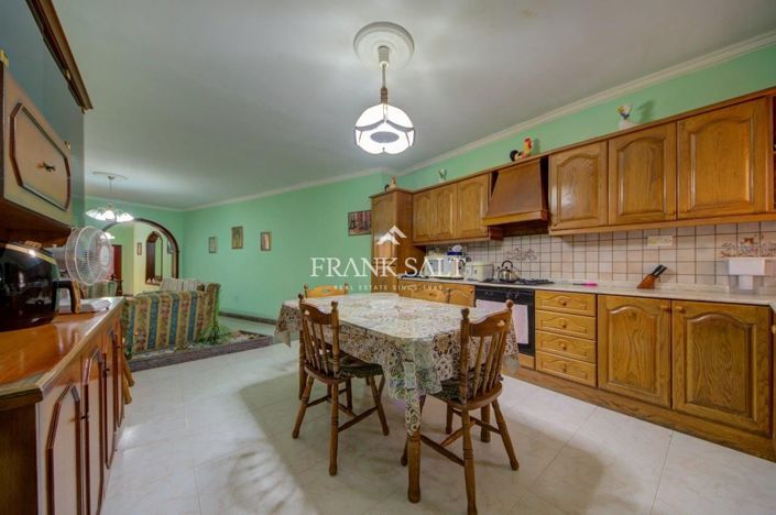 Image No.5-Appartement de 3 chambres à vendre à Birkirkara