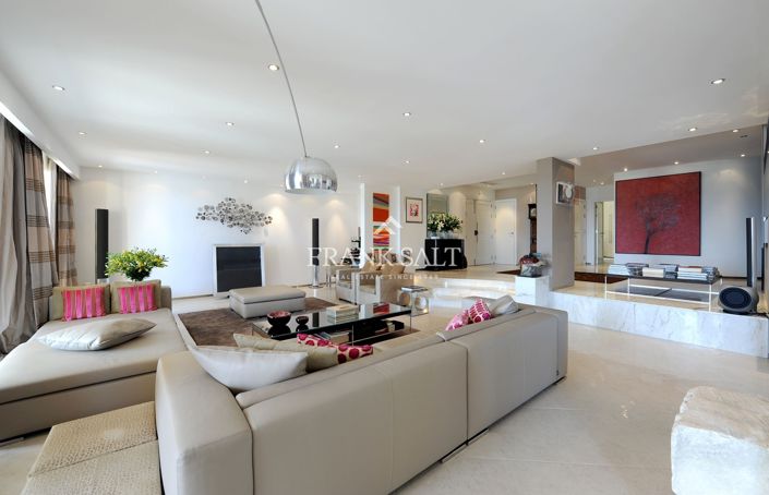 Image No.20-Appartement de 3 chambres à vendre à Portomaso