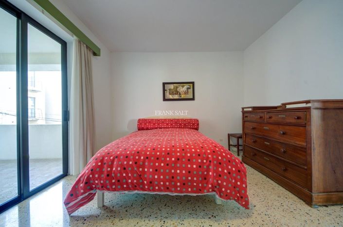 Image No.6-Propriété de 4 chambres à vendre à St Julians