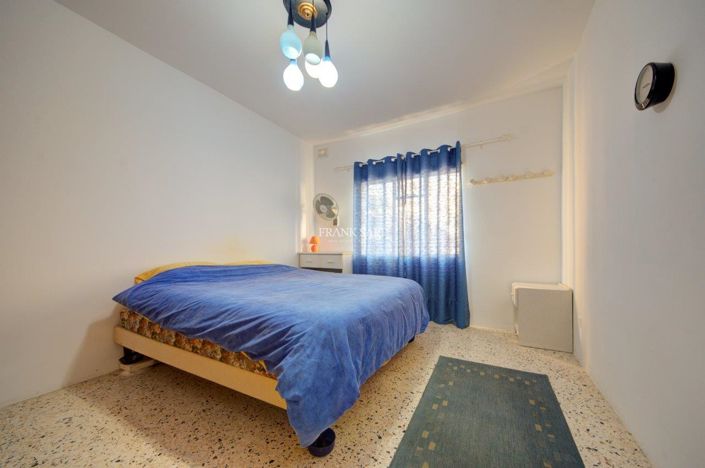 Image No.8-Propriété de 4 chambres à vendre à St Julians