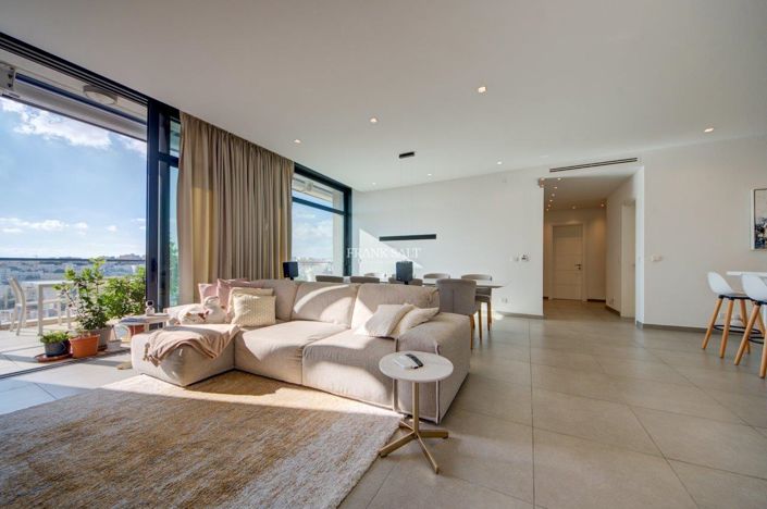 Image No.11-Propriété de 3 chambres à vendre à Malta