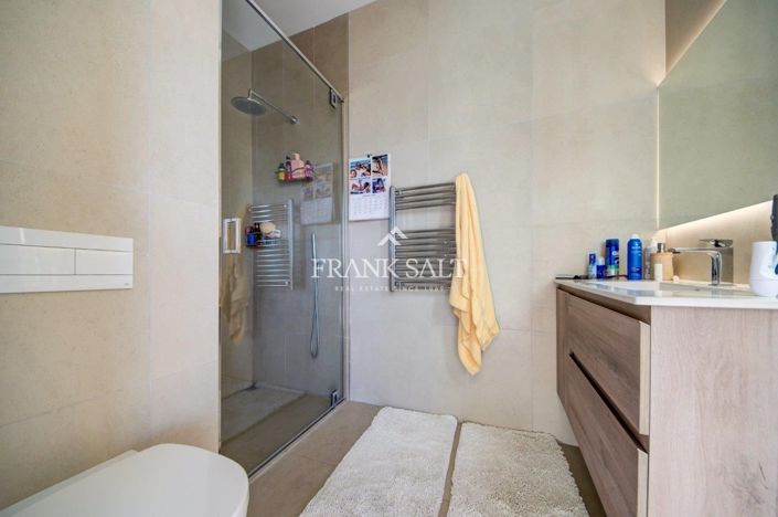 Image No.11-Penthouse de 3 chambres à vendre à Malta