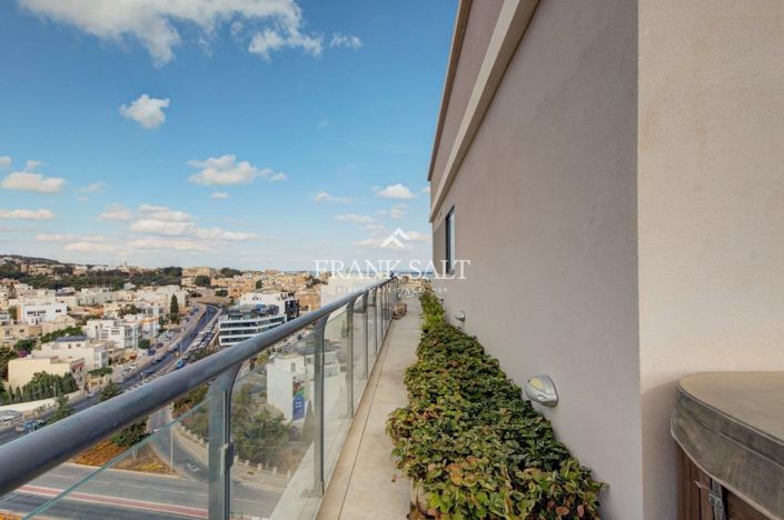 Image No.19-Penthouse de 3 chambres à vendre à Malta