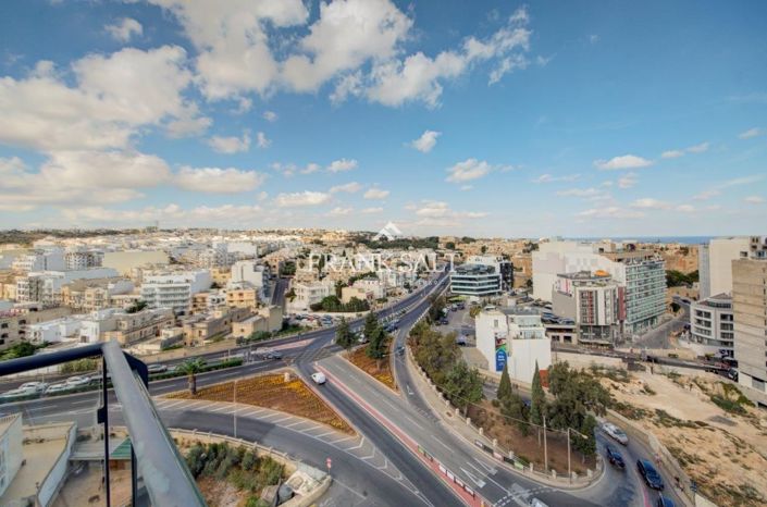 Image No.20-Penthouse de 3 chambres à vendre à Malta