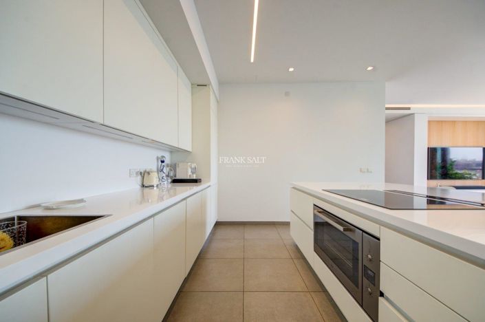 Image No.4-Propriété de 3 chambres à vendre à Malta