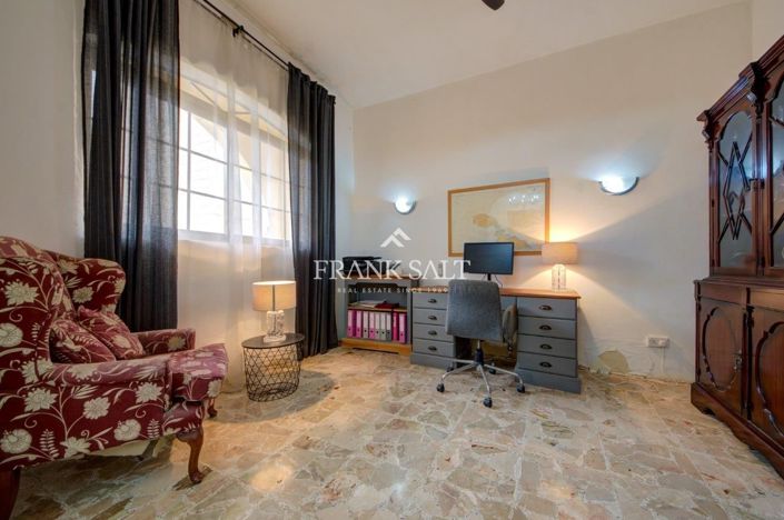 Image No.14-Maison de 5 chambres à vendre à Ghajnsielem