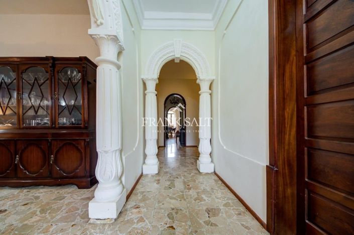 Image No.2-Maison de 5 chambres à vendre à Ghajnsielem