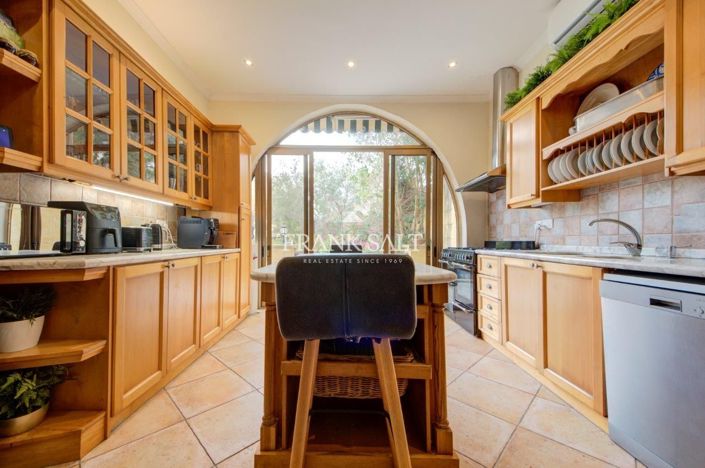 Image No.4-Maison de 5 chambres à vendre à Ghajnsielem