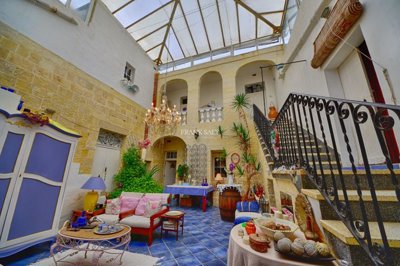 1 - Zurrieq, Propriété