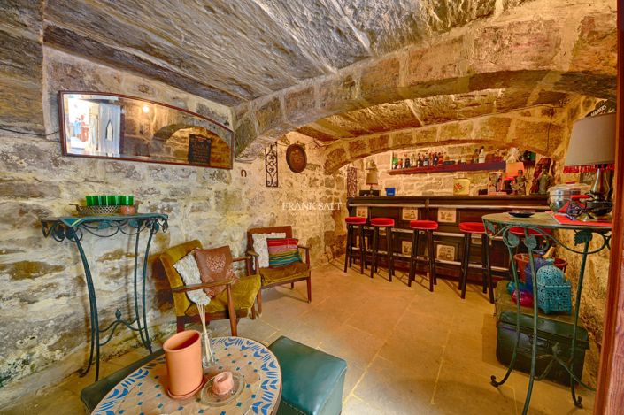 Image No.8-Propriété de 4 chambres à vendre à Zurrieq