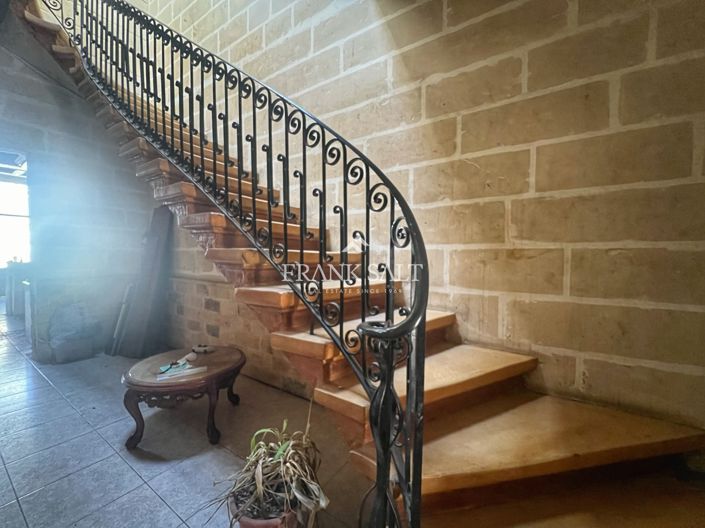 Image No.4-3 Bed Townhouse for sale