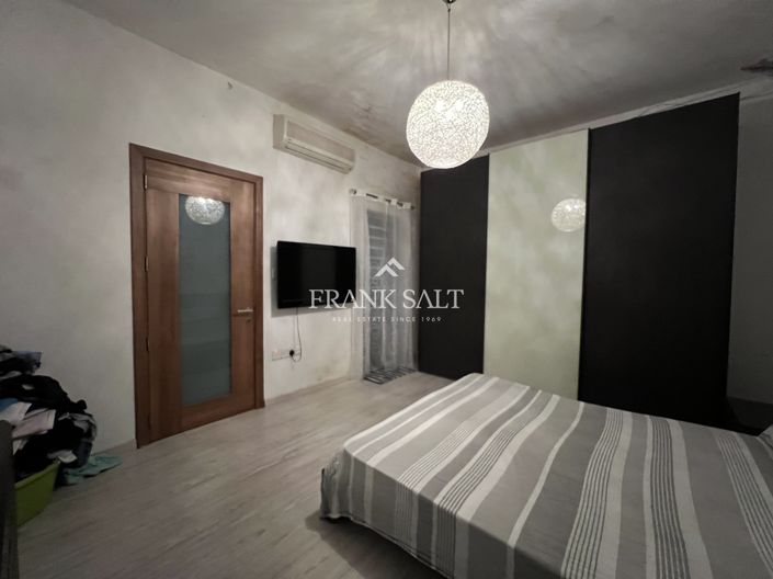 Image No.10-Appartement de 3 chambres à vendre à Zabbar