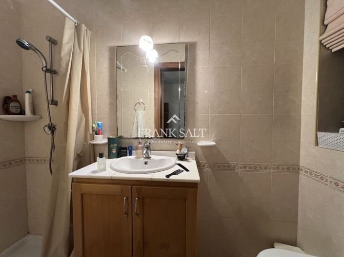 Image No.11-Appartement de 3 chambres à vendre à Zabbar