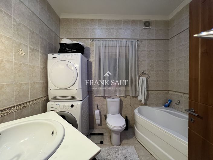 Image No.14-Appartement de 3 chambres à vendre à Zabbar