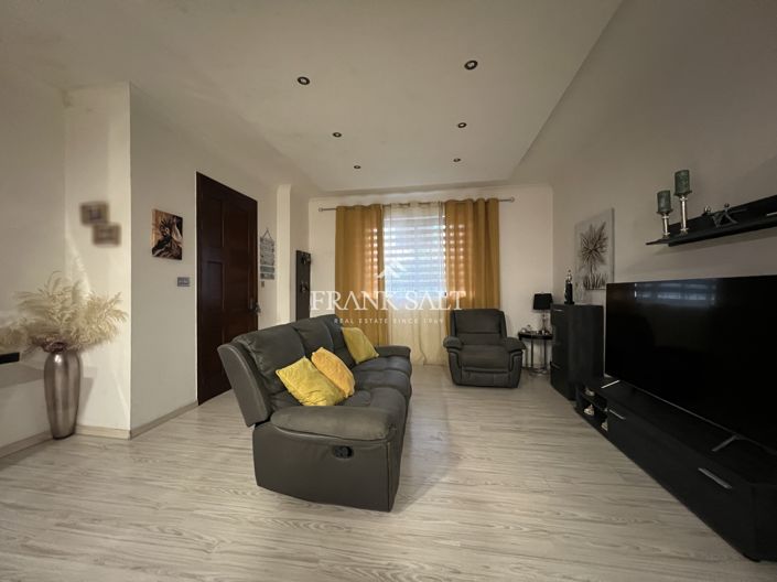 Image No.5-Appartement de 3 chambres à vendre à Zabbar